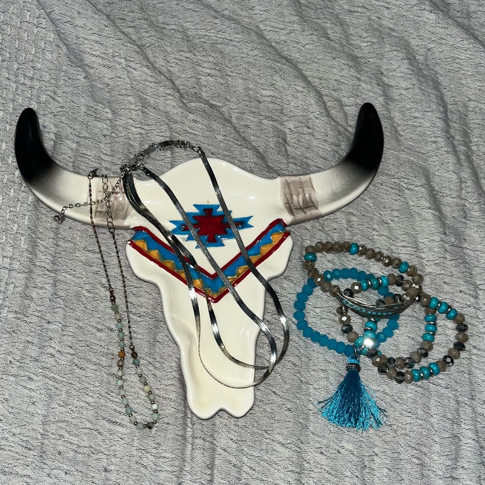 Jewelry & ceramic longhorn tray Bundle